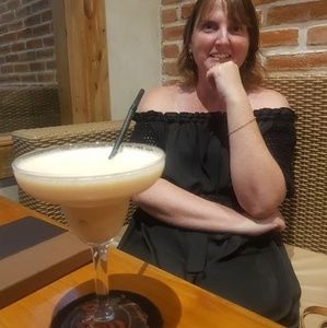 Meet your Posher, Brooke